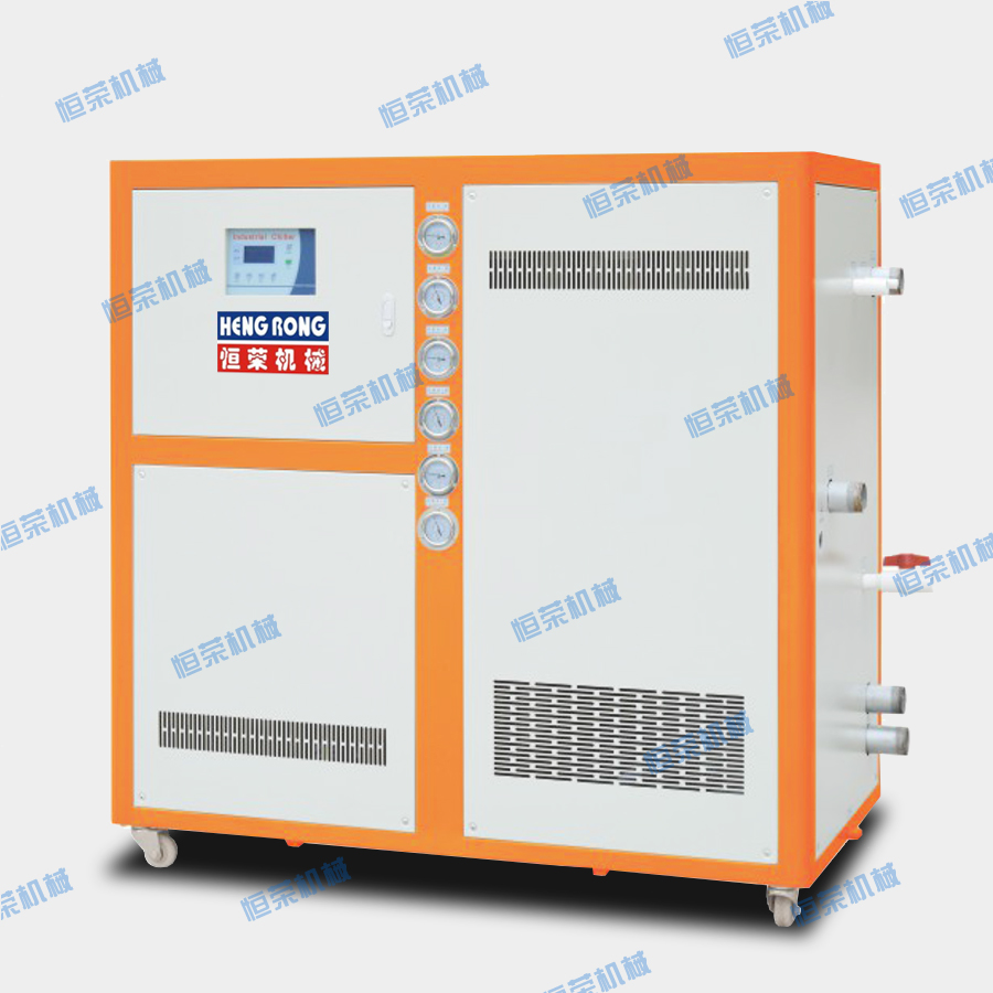 塑料注塑機為什么要配備工業(yè)冷水機？